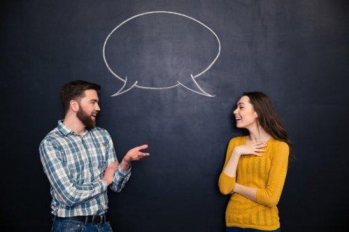 7 moduri simple de a-ți îmbunătăți vorbirea