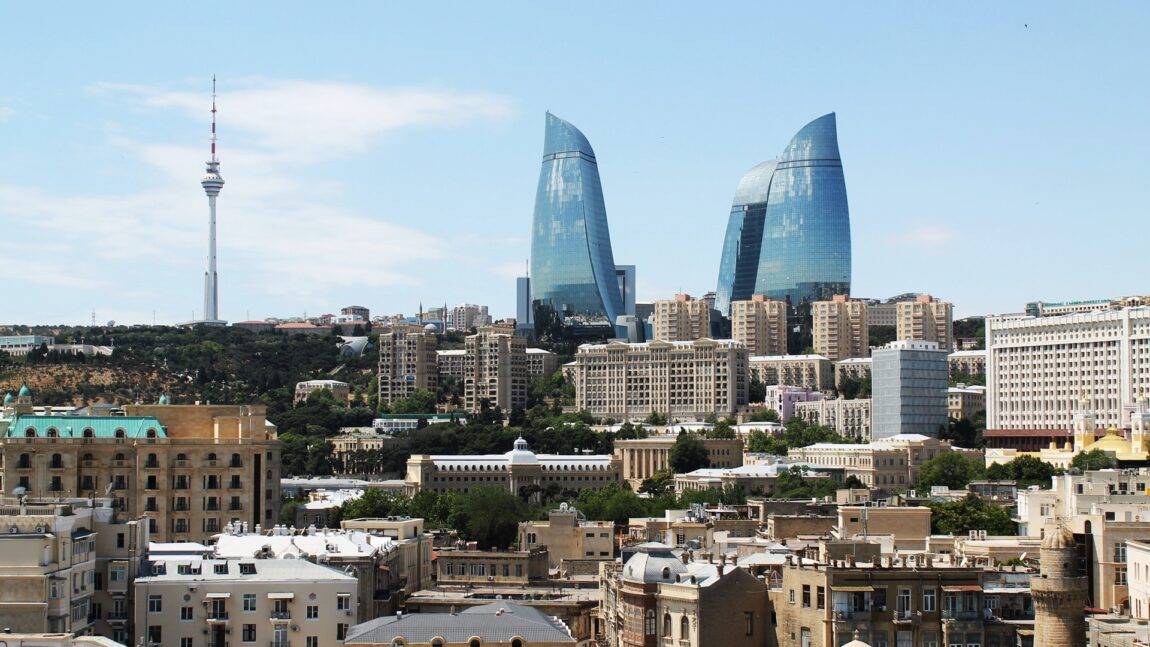 Cum se numesc locuitorii din Azerbaidjan?