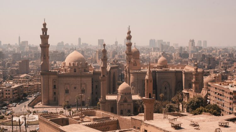 Cum se numesc locuitorii orașului Cairo?