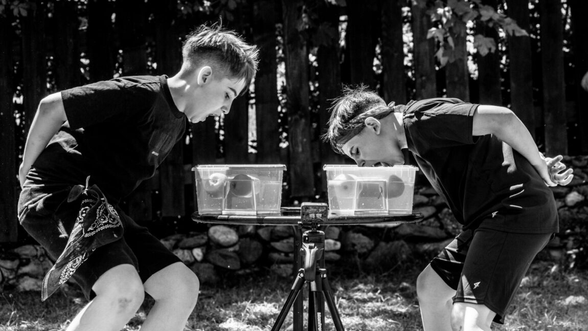 Sfat pentru un viitor comentator sportiv: nu umple spațiul cu orice!