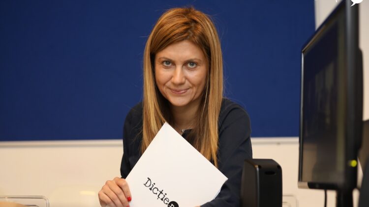 Ce este un palindrom și cum îl folosim în limba română – exemple