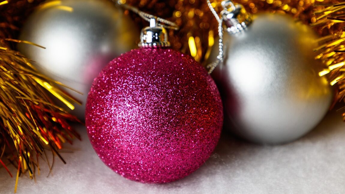 Cuvântul „beteală” nu are plural!