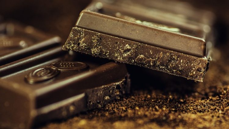 Cacauăi sau cacauei? Iată forma de genitiv-dativ a cuvântului „cacao”