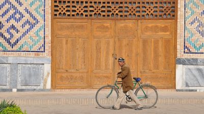 Cum se numesc locuitorii din Uzbekistan?